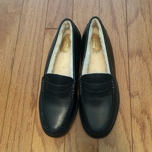 GH Bass NIB never worn lined Whitney loafer Size 9